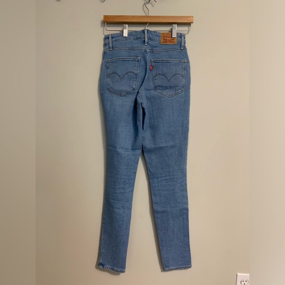 Levi’s 721 High Rise Skinny Jeans (Light Wash, Ripped/Distressed) Size 27 - Picture 2 of 3